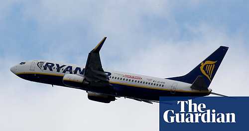 Ryanair urge UK pilots to transfer overseas or face job losses