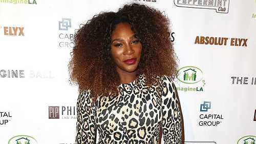 Fit for a Queen: Serena Williams Wants Us to Know Her Jeans Come Through for Curves Fit for a Queen: Serena Williams Wants Us to Know Her Jeans Come Through for Curves