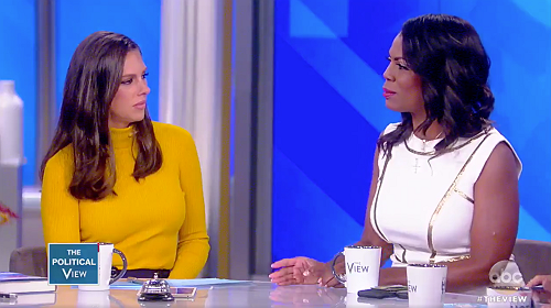 Omarosa Suggests Tape Of Trump Using Racial Slur Will Come Out Before Elections